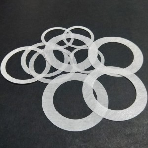 Égésgátló és szakadásálló szigetelő papír Fehér DMD aramid papír Magas hőmérsékletű kerek szigetelő papír egyedi feldolgozással 0,15 mm